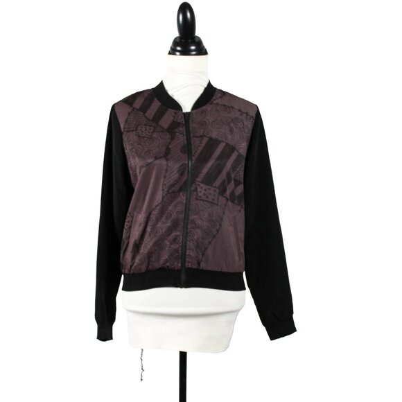 NWT Disney Nightmare Before Christmas Bomber Jacket Gray & Black Jack & Sally - Picture 1 of 10